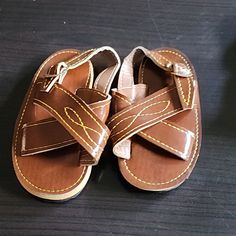 Mexican Huaraches Size 5c Unisex 14 Cm Boy, Girl New With Out Tag Huaraches Mexican, Mexican Huaraches, Huaraches Shoes, Sandals Flip Flops, Boy Girl, Flip Flop Sandals, Kids Shoes, Flip Flops, Shoes Sandals