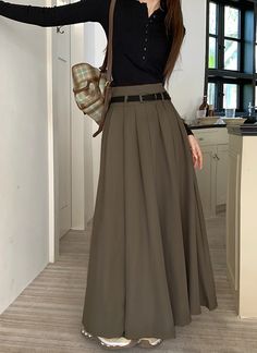 Bjux - High-Waisted A-Line Pleated Skirt with Wide Hem and Flowy Design, Includes Waist Belt Long Flowy Skirt Outfit, Flowy Skirt Outfit, A Line Skirt Outfits, Long A Line Skirt, Skirt Aesthetic, Long Flowy Skirt, Belt Skirt, Long Skirt Fashion, High Waist Long Skirt