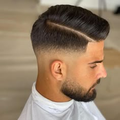 Gentleman Haircut, Mid Fade Haircut, Comb Over Fade, Comb Over Haircut, Mens Hairstyles Fade, Mid Fade, Gents Hair Style, Taper Fade Haircut, Mens Hairstyles Medium