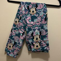 Never Worn Minnie Mouse Leggings Size Os Buttery Soft And Stretchy Perfect For Disneyland, Wdw, Disney Cruise Vacations Disney Cruise Vacation, Bambi And Thumper, Disney Leggings, Floral Leggings, Soft Leggings, Lularoe Leggings, Disney Cruise, Cool Patterns, Disney Mickey