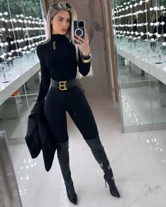 Catsuit Outfit, Neue Outfits, Elegante Casual, Classy Casual Outfits, Edgy Outfits, Outfits Casuales