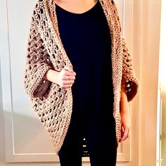 Custom Made And Never Worn, Chunky Cocoon Sweater In Soft Beige. One Size Fits All, See Photos For Reference. Crochet Cocoon Sweater, Free Crochet Cardigan, Crochet Cardigan Tutorial, Crochet Blanket Tutorial, Crochet Cocoon, Cocoon Jackets, Geometric Cardigan, Aesthetic Sweaters, Winter Sweater Outfits