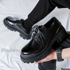 Russoo - Stylish Mens Chunky Derby Shoes: Versatile Lace-up Casual Footwear for Every Occasion Casual Leather Shoes With Pointed Toe And Lug Sole, Chunky Sole Shoes, Male Shoes, Korean Fashion Outfits, Chunky Loafers, Cream Shoes, Men's Korean Style, Pointed Toe Shoes, Sole Shoes