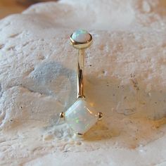 Opal Belly Ring, Belly Button Piercing Jewelry, Face Jewellery, Belly Button Piercing, Belly Rings, White Opal, Bad Girl, Piercing Jewelry, Piercings