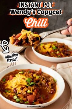 How to Make Wendy's Copycat Chili in the Instant Pot! Wendys Chili Recipe Copycat, Copycat Chili, Family Friendly Dinners, Stewed Tomatoes, Easy Family Dinners, Family Dinner Recipes, Chili Recipe, Food Restaurant, Fast Food Restaurant