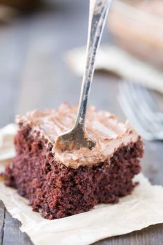 chocolate mashed potato cake recipe on a plate with a spoon in it and text overlay that reads, chocolate mashed potato cake recipe