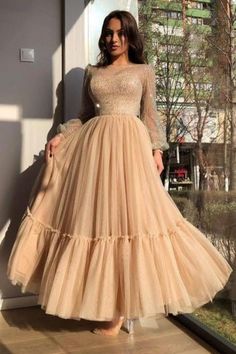 Ankle Length Prom Dress, Prom Dresses Sparkly, Tea Length Tulle, Gonna In Tulle, Champagne Prom Dress, Maxi Dress Outfit, Long Sleeve Prom, Evening Gowns Elegant, Party Dress Long Sleeve