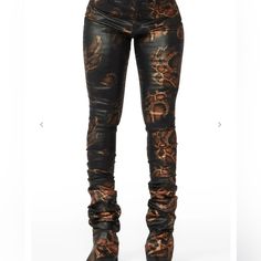 These Pants Are New And Never Worn. Come From A Smoke Free And Pet Free Home Stacked Jeans, High Waisted Flare Jeans, Urban Fashion Women, Snake Pattern, Chic Leather, Urban Street Style, High Waisted Flares, The Drama, Pattern Fabric