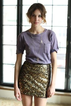 See something you like? Find it (or something similar) at Snap Fashion (snapfashion.co.uk)! Download the Mobile App: bit.ly/1213lic Casual Sequined Skirt For Spring, Casual Gold Skirt For Summer, Casual Gold Skirt, Gold Sequin Skirt, Chloë Sevigny, Alexa Chung Style, Cooler Style, Poppy Delevingne, Rachel Bilson