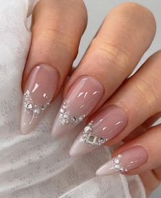 November Nails, Geometric 3d, Winter Nail Designs, Nail Forms, Nail Art Kit, Bridal Nails, Prom Nails, Nail Charms, Foot Care