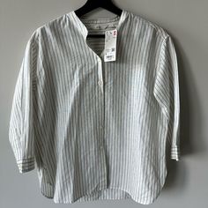 Nwt Uniqlo Linen Blend Band Collar Striped 3/4-Sleeve Shirt Color: 01 Off White Size: S Fabric Details 45% Rayon, 33% Linen, 22% Cotton Bought In Japan Uniqlo Shirt, Striped Linen Shirt, Uniqlo Tops, Uniqlo Women, Preppy Casual, Band Collar, Grey Shirt, Striped Linen, Long Blouse