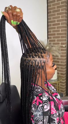 Bday Hairstyles, Vacay Hair, Long Knotless Braids, Cornrow Updo Hairstyles, Wigs Hairstyle, Triangle Parts, Latest Hair Braids, Parting Hair, Triangle Hair