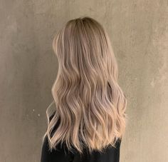 Virgin Hair Balayage, Hair Balayage Blonde, Beige Blonde Hair, Perfect Blonde Hair, Beige Hair, Blond Balayage, Ash Hair Color, Hair Blond, Light Blonde Hair