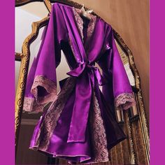 Aspen Mae Satin & Lace Robe- Size Medium. Bought For A Boudoir Shoot & Never Worn. This Is A Beautiful Piece & Very Flattering. Black Silk Robe, Pink Nightgown, Black Lace Cami, Silky Robe, Sheer Robe, Belted Robe, Ultra Feminine, Satin Short, Nightgowns For Women