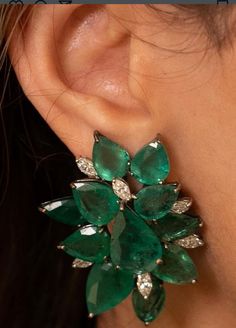 Earrings 2024, Gemstone Accessories, Piercings Jewelry, Ear Tops, Pakistani Jewellery, Classic Jewellery, Diamond Pendants Designs, Easy Jewelry, Jewelry Design Inspiration