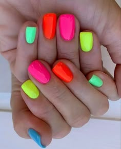 2 Colour Nails Design, Bright Beach Nails Summer Colors, June Nails Color, Nail Ideas For Summer 2024, Multicolored Nails Summer, Neon Nails Designs Summer 2024, Summer Nail Ideas 2024, Multi Colored Nails Summer, Bright Nails For Summer