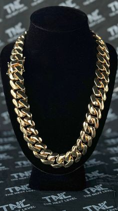 PRODUCT IS BACK IN STOCK AND READY TO SHIP - GRAB YOURS NOW BEFORE THEY'RE GONE AGAIN! 🚀🔥 ⛓ The Chain :Introducing This stunning Cuban chain, crafted with the finest materials to provide you with a timeless accessory that exudes luxury and style. Measuring 22mm in width and 24 inches in length, this chain is the perfect statement piece to complement any outfit. Made with 5x real 18k gold plating, this chain boasts a brilliant shine that is sure to turn heads. The gold plating ensures durability and longevity, meaning you can wear this chain with confidence for years to come. Featuring a classic Cuban link design, this chain offers a bold and sophisticated look that is sure to impress. The links are expertly crafted to provide a smooth and comfortable fit, making it easy to wear all day l Gold Cuban Link Jewelry For Streetwear, Gold Chain Link Jewelry For Streetwear, Gold Cuban Link Necklace With Curb Chain For Streetwear, Gold Cuban Link Necklace For Streetwear, Gold Link Jewelry For Streetwear, Gold Chain Link Necklace For Streetwear, Gold Chain Necklace For Streetwear, Gold Chunky Chain Jewelry For Streetwear, Big Gold Chains