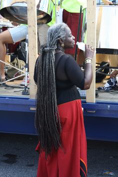 Caribana 2012 1315 | Flickr - Photo Sharing! Grey Hair Locs, Silver Locs, Gray Locs, Afro Inspiration, Pretty Locs, Long Locs, Woman With Long Hair, Big Braids, Beautiful Gray Hair