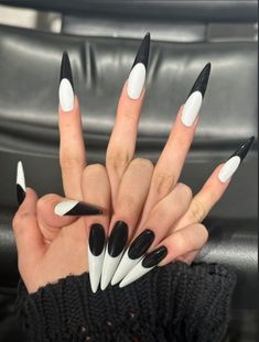 Vanessa Nails, Sharp Nails, Spring Acrylic Nails, French Acrylic Nails, Dope Nail Designs, Long Acrylic Nails Coffin, Birthday Nails, Acrylic Nails Coffin, Heart Nails