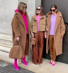 Fashion Colors Fall Winter 2024, Aw Trends 24, Colorful Fall Outfits 2023, Winter Outfits With Skirts, Camel Color Outfits, Fall Skirt Outfits With Boots, Pink And Brown Outfit, Autumn Date Night, Skirt Outfits With Boots