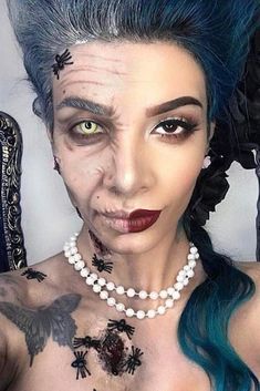 70 Halloween Makeup Ideas for Any Themed Party - Glaminati Scary Halloween Makeup Ideas, Scary Halloween Makeup, Make Up Diy, Creepy Makeup, Grey Makeup, Balayage Bob