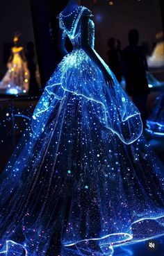 Light Up Dresses, Black Wedding Gowns, Pretty Quinceanera Dresses, Fantasy Dresses, Fashion Drawing Dresses, Princess Ball Gowns, Dress Design Sketches, Fantasy Gowns, Pretty Prom Dresses