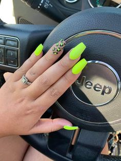 Montana Nails, Neon Lime Nails, Summer Nails 2023 Color Trends, Trendy Summer Nails 2023, Nails 2023 Color Trends, Summer Nails Art Designs, 2023 Color Trends, Lime Nails