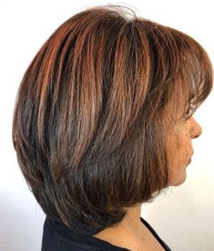 Mid-Length Two-Layer Cut for Thick Hair Best Hairstyles For Women, Short Layers, Midlength Haircuts, Haircut For Older Women, Hairstyles Over 50, Mid Length Hair