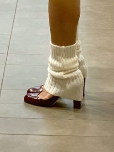 Leg Warmers Heels, Heels And Leg Warmers, Leg Warmers And Heels, Leg Warmers Aesthetic, La Outfit, Heel Collection, Heels Red, Socks And Heels, Shoe Inspo