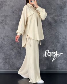 Simple Dress Casual, Co Ords Outfits, Modest Casual Outfits, 2piece Outfits, Blouse Casual Fashion, Latest Dress Design, Trendy Shirt Designs, Pakistani Fashion Casual