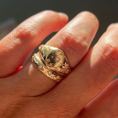 Why I Love It: This Mid-Century inspired ring is the widest in our Celeste trio which features star engravings, diamond accents, and a rounded gold band. Swift and careful hand movements create this motif with precise detail and extraordinary design in your choice of golds. All hand engraved locally in San Francisco, CA. The Details: Available in 14k Yellow Gold, 14k White Gold, 14k Rose Gold, 18k Peach Gold .15 Approx. Total Carats of White Round Brilliant Cut GH/VS Diamonds Natural Diamonds (L Diamond Star Ring, Star Signet Ring, Minimalist Engraved White Gold Ring, Nature Inspired Ring, Engraved Diamond Ring, Signet Wedding Band, Orion Star, Bts Jewelry, Diamond Gold Band