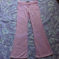 Rare Vintage Juicy Couture Baby Pink Corduroy Super Low Rise Flared Pants / Bell Bottoms. Tag Says Size 29 Corduroy Bell Bottoms, Pants Bell Bottoms, Couture Jeans, Juicy Couture Baby, Vintage Juicy Couture, Juicy Couture Pants, Pink Corduroy, Jeans Low Rise, Flared Pants