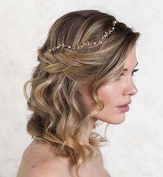 Boho Pearl Gold Leaf Dainty Bridal Headpiece | Handcrafted Custom – AMYO Bridal Blond Rose, Fishtail Braids, Fake Wedding, 2024 Prom, Bridesmaid Hair Updo, Penteado Cabelo Curto, Wedding Updo, Trending Hairstyles, Prom Hairstyles