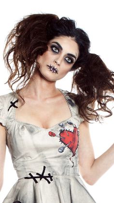 Halloween Makeup Idea for Voodoo Doll Costume Voodoo Doll Makeup, Voodoo Doll Costume, Makeup Doll, Creepy Halloween Makeup, Doll Halloween Costume, Halloween Makeup Scary, Scary Dolls