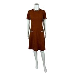 Vintage 70s Mini Dress Women's Small Brown Faux Suede Short Sleeve Shift Boho Dress zips up the back. LABEL: Union Tag FABRIC: 100% Polyester MARKED VINTAGE SIZE: - SHOULDERS: 14.5" BUST: 35" WAIST: 30" HIPS: 34" LENGTH: 38.5" CONDITION: excellent PINNED TO MODEL?: no ☝For reference Mod's measurements are S 11", B 32.5", W 24", H 32.5"☝ ♪ Wanna dress you up in vintage, all over, all over! ♪ https://www.etsy.com/shop/StorylandVintage Ps. Follow @StorylandVintage on IG for sneaky peeks at vintage before it hits the shop! 70s Mini Dress, Suede Shorts, Colorful Boho, Dress Clothes For Women, Boho Dress, Vintage 70s, Faux Suede, Vintage Dresses, Vintage Ladies