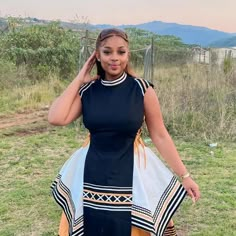 Xhosa Traditional Wear Woman, Umbhaco Xhosa Designs, Xhosa Attire For Ladies, Modern Xhosa Attire, Xhosa Traditional Wear, Xhosa Traditional Dresses, Zulu Traditional Attire, Xhosa Traditional Attire, Xhosa Attire