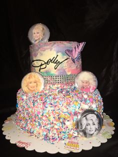 there is a cake that has pictures on the top and sides of it, including marilyn monroe