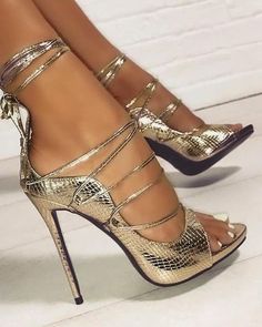 Gladiator Heels, Prom Heels, Block Style, Jeans Outfit, Heeled Sandals, Strappy Heels, Beautiful Shoes, High Heel Sandals, Womens Heels