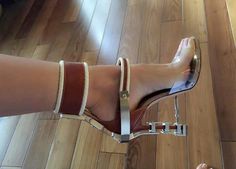 Heels Aesthetic, Shoes Heels Classy, Fun Heels, Futurama, Fashion High Heels