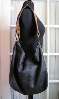 Sassy Fashion, Fashion Diva, Hobo Bags, Braided Strap, Hobo Handbags, Leather Hobo, Womens Fashion Trends