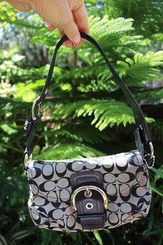 Authentic Coach Classic Signature Fabric Small Shoulder Bag  | eBay Berries Photography, Chloe Bags Handbags, Butterfly Handbag, Clothing Upcycle, Fancy Bags, Pretty Bags, Reusable Bags, Small Shoulder Bag, Cute Bags