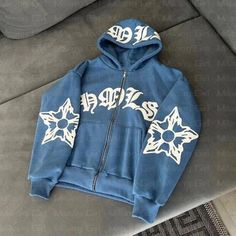 Hoodie Design Y2k, Zip Up Hoodie Streetwear, Y2k Zip Up Hoodie, Streetwear Clothing Brand, Hip Hop Jacket, Sorority Sweatshirts, Vintage Varsity, Hoodie Y2k, Vintage Hip Hop