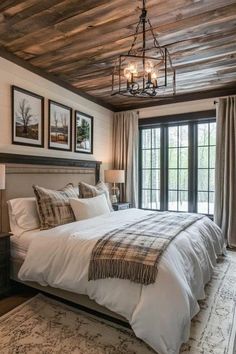 Rustic Look Bedroom, Farmhouse Couples Bedroom, Barndo Master Bed, Old World Bedroom Ideas, Rustic Master Bedrooms Farmhouse, Master Farmhouse Bedroom, Rustic Master Bed, Rustic House Bedroom, Barndominium Master Bed