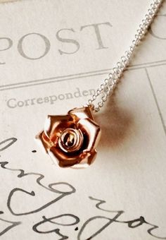 Rose City, Rose Necklace, Rose Gold Necklace, Pretty Jewellery, Pandora Jewelry, A Rose, Cute Jewelry, Pink Rose, Beautiful Necklaces