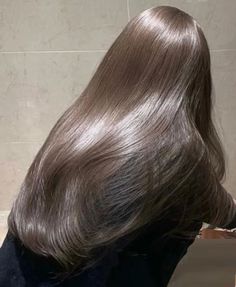 Manifesting Vision Board, Long Shiny Hair, Winter Hair Color, Winter Hairstyles, Silky Hair, Dream Hair, Shiny Hair, Aesthetic Hair