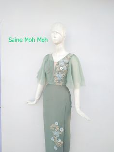 Thai Traditional Dress Modern, Outfits For Eid, Chifon Dress, Braidsmaid Dresses, Batik Dress Modern, Thai Silk Dresses