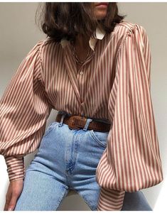 Summer Outfit Guide, Mode Ulzzang, Outfits 90s, Look Retro, Mode Inspo, Fashion Pattern, Mode Vintage, Looks Style, Casual Blouse