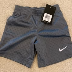 Brand New Medium Gray Mesh Shorts With White Embroidered Logo. Sfpf Home. Baggy Tshirt, Nike Clothes Mens, Neon Shorts, Nike Bottoms, Body Suit With Shorts, Cool Outfits For Men, Mesh Shorts, Active Wear Shorts, Men Fashion Casual Outfits