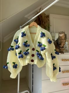 Our products are specially designed by our Leilayca brand and are 100% original and 100% handmade.  This carefully designed thick, soft art cardigan is made from a wool blend.  The blueberry patterns on it are knitted with first-class acrylic threads and sewn to the cardigan.  All eyes will be on you and you will not want to take it off with this iconic wonderful design jacket that you can choose in winter months and cool summer evenings. ** Since our products are handmade, they are made to orde Cool Cardigans, Blueberry Clothes, Blueberry Sweater, Blueberry Cardigan, Blueberry Fashion, Blueberry Outfit, Blueberry Dress, Chunky Crochet Cardigan, Art Cardigan