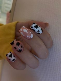 Easter Nail Ideas Spring, Nail Ideas Spring, Nail Art Designs Short, Easter Nail Ideas, Nail Designs For 2023, Rodeo Nails, Cowboy Nails, Maquillage Yeux Cut Crease, Western Nails